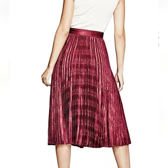 Marciano By Guess Pleated Shimmering Burgundy Skirt Size 6 - Picture 14 of 14